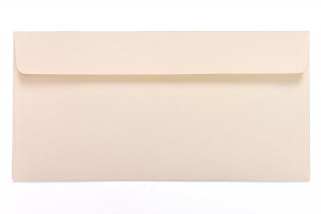 Envelopes DIN Long self-adhesive, Cream