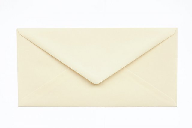 Envelopes DIN long, Cream