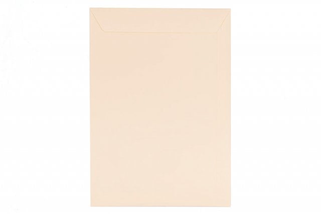 Envelopes DIN C4 self-adhesive, Cream