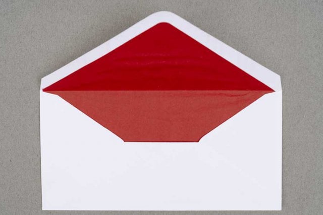 DIN long envelopes, White with Red lining